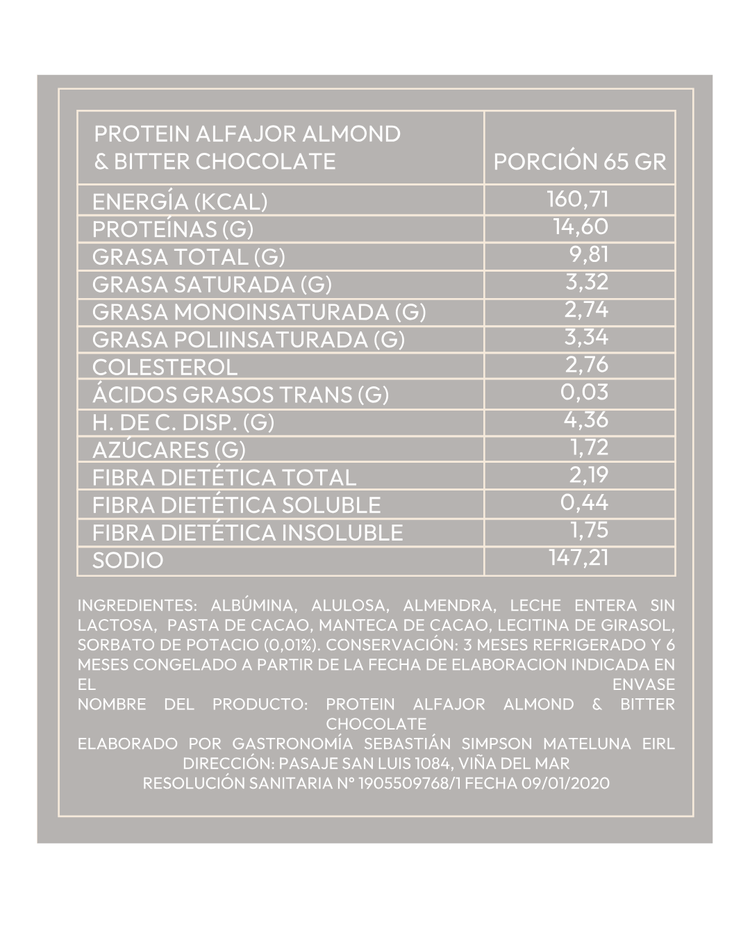 Alfajor proteico de almendra con chocolate 85% cacao